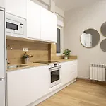 Espaciosa Casa Con 3 En * Santander