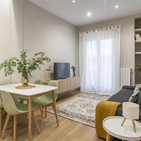 Espaciosa Casa Con 3 En Apartament Santander