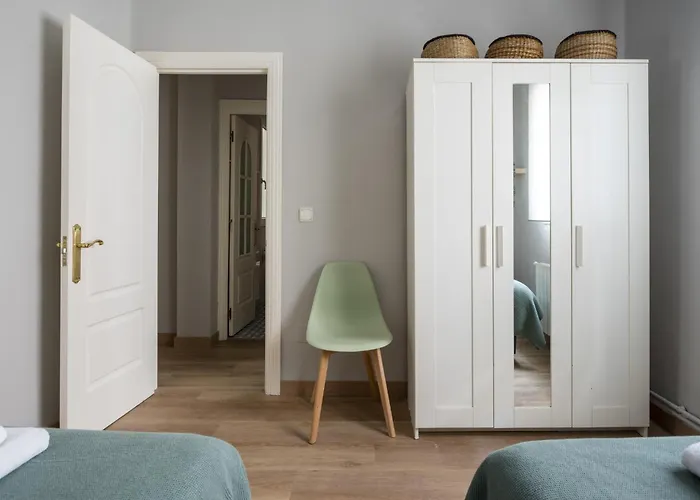 Espaciosa Casa Con 3 En Appartement *