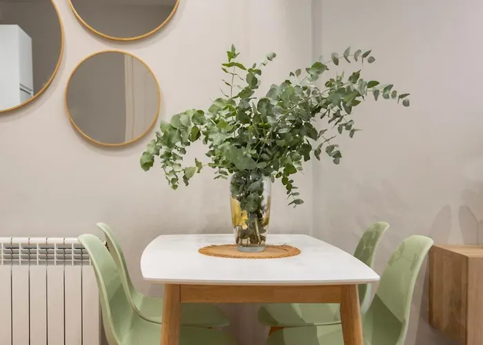 Espaciosa Casa Con 3 En Santander